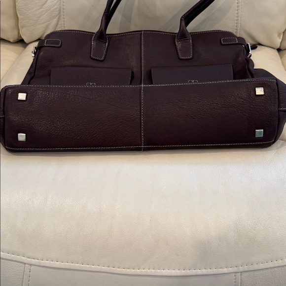 Etienne Aigner rich brown leather tote. Perfect for work. EUC. - Picture 13 of 14